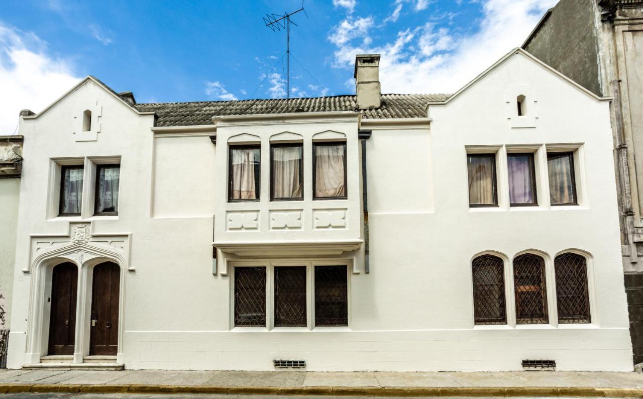Bento Hostel (Adults Only) Santiago Exterior photo